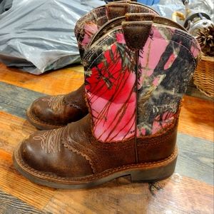 Ariat Boots (7B)